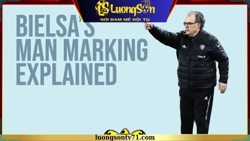 Leeds United của Marcelo Bielsa từng thành công với chiến thuật kèm người Leeds United của Marcelo Bielsa từng thành công với chiến thuật kèm người